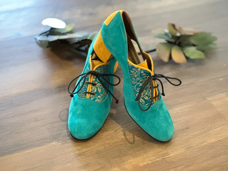 02-Adornment & Accessories